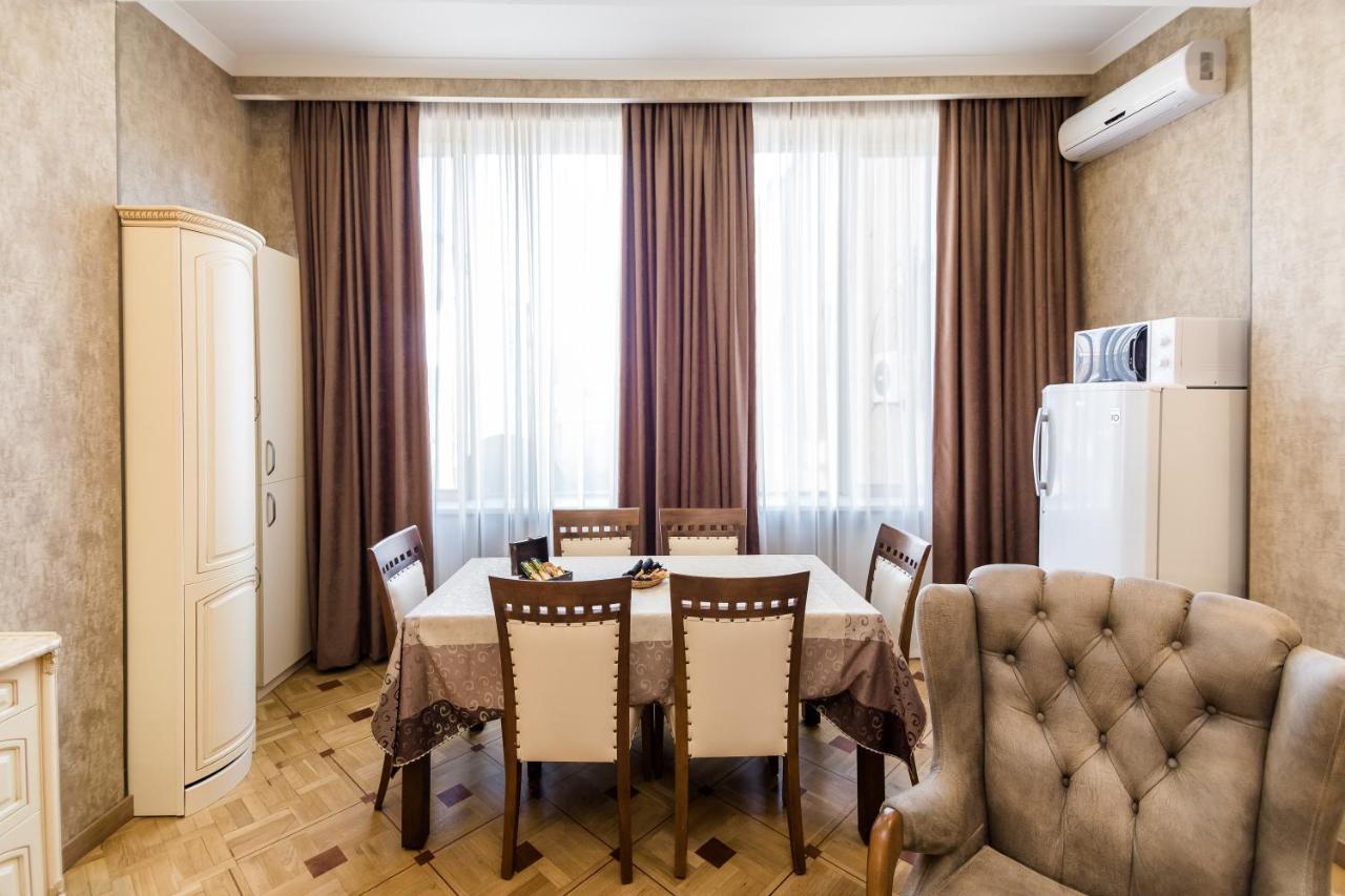 Dat Exx Apartments On Marjanishvili Tbilisi Exterior foto